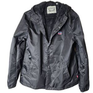Levi’s Black Sherpa Lined Hooded Jacket Men’s Size L – Warm Winter Coat NWT